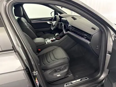 VW Touareg 3.0 TDI R-Line — SUV premium 286 ch, modèle 2026, attelage et chauffage inclus — Thumbnail 9