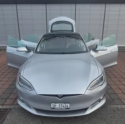 Tesla Model S 90 D — Berline électrique haute performance, 405 km d'autonomie réelle — Außenansicht
