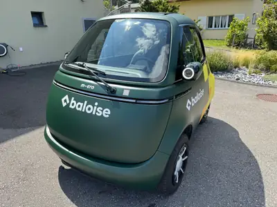 MICRO Microlino Competizione Long Range — Citadine électrique compacte, 230 km d'autonomie — Außenansicht