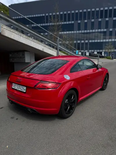 Audi TT 1.8 TFSI S-Tronic 2016 — Coupé sportif, 37'000 km seulement, état impeccable — Heckansicht