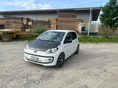 Volkswagen Up 1.0 MPI 75 BMT Move — Citadine agile, entretien économique — Außenansicht