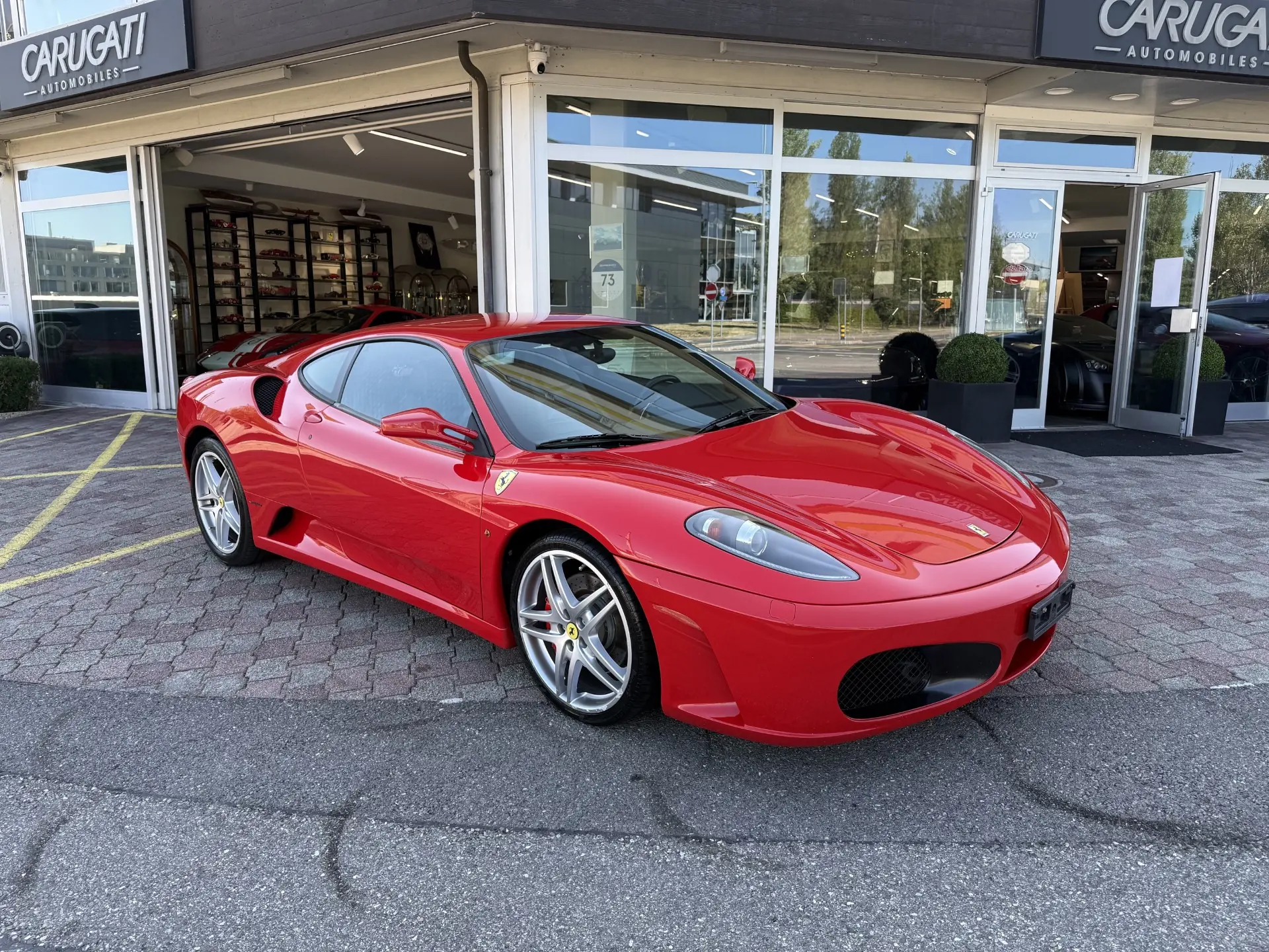 Ferrari F430 2006 — Légendaire coupé sportif, 486 ch et boîte F1