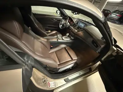 BMW Z4 35i sDrive — Roadster sportif 306 ch, seulement 51'000 km — tableau de bord