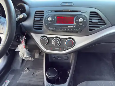 Kia Picanto 1.2 CVVT Style — Citadine économique et fiable, sans accident — Miniature 15