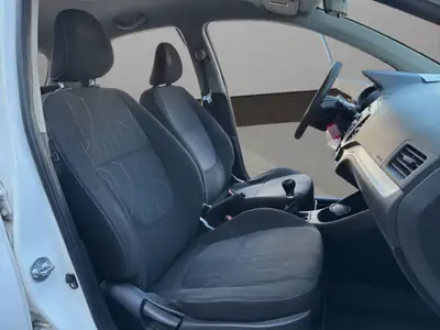 Kia Picanto 1.2 CVVT Style — Citadine économique et fiable, sans accident — Miniature 17