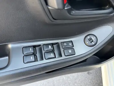 Kia Picanto 1.2 CVVT Style — Citadine économique et fiable, sans accident — Miniature 22