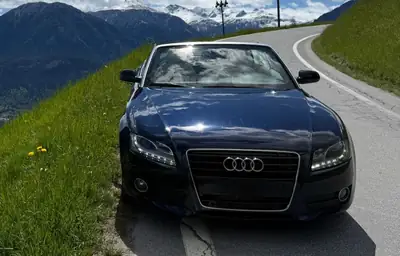 Audi A5 Cabriolet 3.0 TDI Quattro — Décapotable diesel performante, son B&O premium — vista esterna