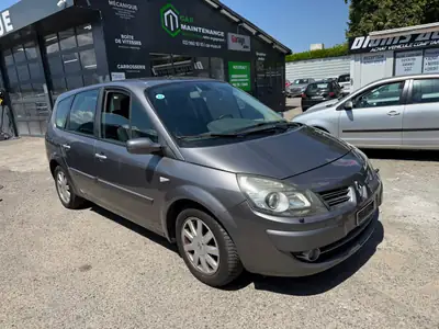 Renault Grand Scénic 2.0 dCi — 7 places, diesel économique, sans sinistre — Thumbnail 10