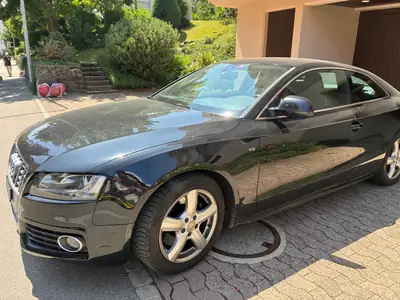 Audi S5 4.2 V8 FSI Quattro — Coupé sportif affirmé, 353 ch et traction intégrale — vista esterna