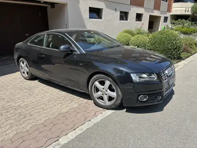 Audi S5 4.2 V8 FSI Quattro — Coupé sportif affirmé, 353 ch et traction intégrale — fianco