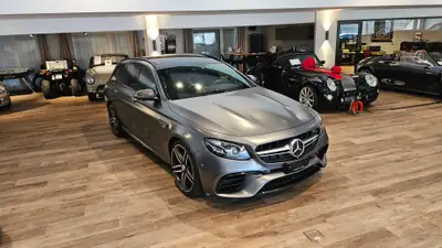Mercedes-Benz E 63 AMG S — 612 PS, break haute performance, seulement 58 500 km — détail
