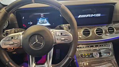 Mercedes-Benz E 63 AMG S — 612 PS, break haute performance, seulement 58 500 km — Miniature 27