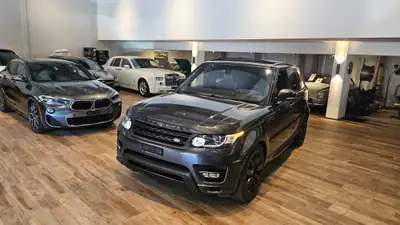 Range Rover Sport SDV8 Autobiography — Luxe diesel performant, 99 500 km, impeccable — côté