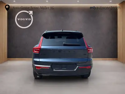 Volvo XC40 2.0 B4 MH Black Edition — SUV compact hybride, quasi neuf, faible consommation — interior