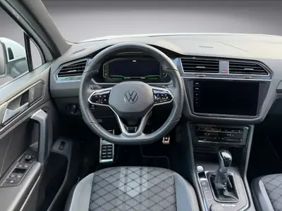VW Tiguan 2.0 TDI 200 PS R-Line — SUV Diesel robuste, 4Motion intégral, service frais — Thumbnail 8
