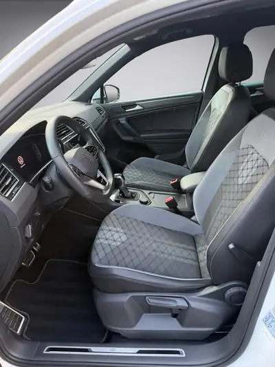 VW Tiguan 2.0 TDI 200 PS R-Line — SUV Diesel robuste, 4Motion intégral, service frais — Thumbnail 9