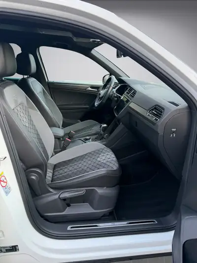 VW Tiguan 2.0 TDI 200 PS R-Line — SUV Diesel robuste, 4Motion intégral, service frais — Thumbnail 14