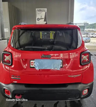 Jeep Renegade 2.0 CRD Trailhawk AWD — SUV compact diesel robuste, 88 000 km — Thumbnail 9