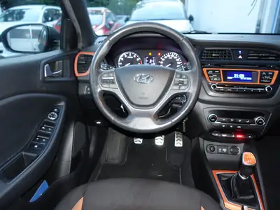 Hyundai i20 Active 1.0 T-GDi — Citadine fiable, entretien suivi, sans accident — Thumbnail 13