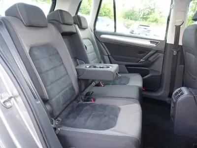 VW Golf Sportsvan 1.4 TSI Comfortline — Monospace compact fiable, entretien suivi — Miniatura 14