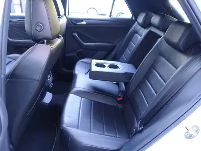 VW T-Roc 2.0 TSI R-Line 4Motion — SUV compact sportif, 82'000 km, première main — Miniature 14