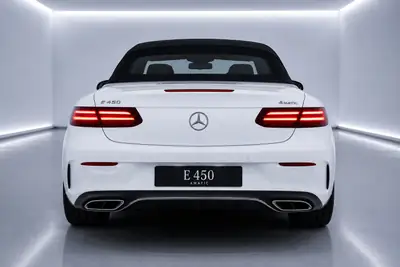 Mercedes-Benz E 450 AMG Line 4MATIC Cabriolet — Élégance décapotable, motorisation hybride et toutes options — Miniature 8