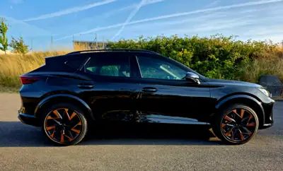 CUPRA Formentor 1.5 eHybrid VZ — SUV hybride rechargeable sportif, 11'300 km seulement — cruscotto
