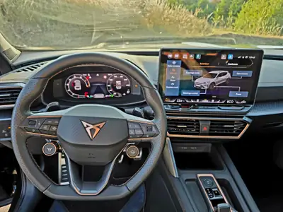 CUPRA Formentor 1.5 eHybrid VZ — SUV hybride rechargeable sportif, 11'300 km seulement — Miniatura 10
