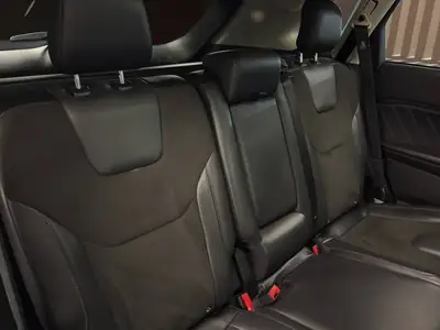 Ford Edge 2.0 TDCi ST-Line 4WD — SUV premium diesel, 81 000 km, traction intégrale — Miniatur 8