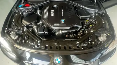 BMW 440i xDrive Cabriolet — Power & Sound Edition limitée, 360 ch et deux jeux de roues — interni