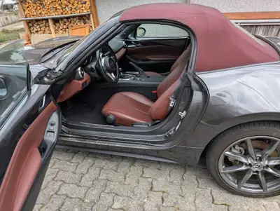 Mazda MX-5 2.0 Havana — Roadster sportif légendaire, 47 500 km seulement — Innenraum