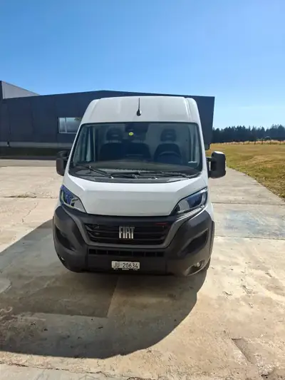 FIAT Ducato 2023 — Utilitaire diesel robuste, 65 000 km, moteur 179 ch — Außenansicht