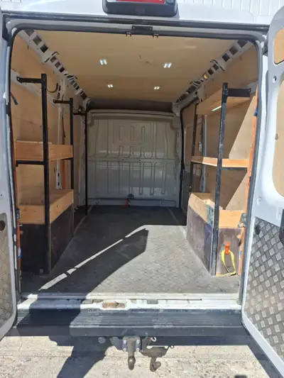 FIAT Ducato 2023 — Utilitaire diesel robuste, 65 000 km, moteur 179 ch — Innenraum