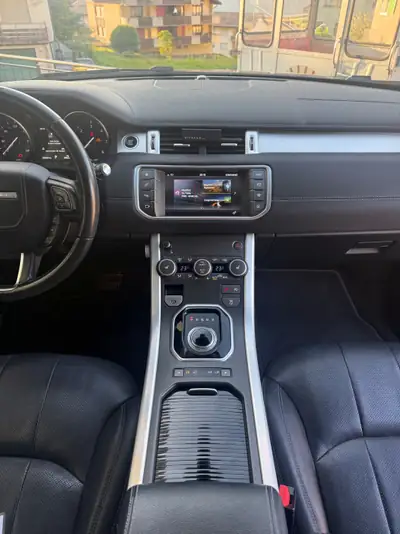 Land Rover Range Rover Evoque 2017 — SUV compact premium, diesel fiable, 126'000 km — Innenraum