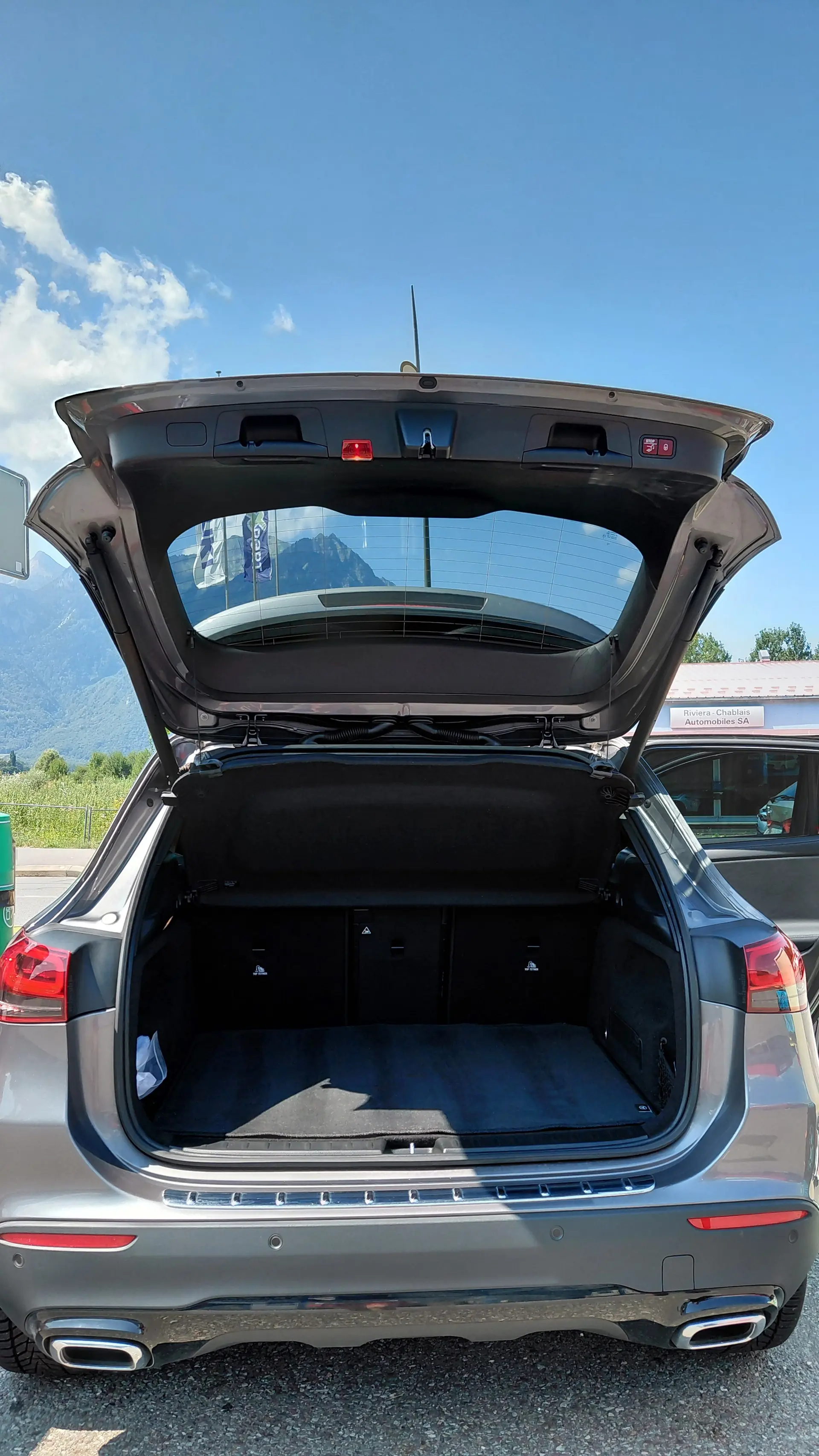 Mercedes-Benz GLA 2020 occasion la tour de Peilz — 4