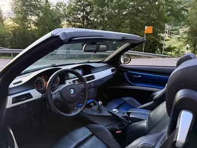 BMW M3 E93 Cabriolet — 420 ch, capote électrique, investissements récents — Miniatur 9