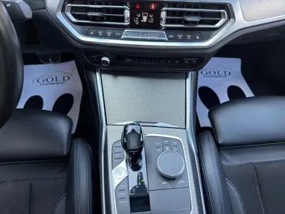 BMW 320i Steptronic M Sport 2019 — Berline dynamique, entretien suivi, sans sinistre — Miniature 8