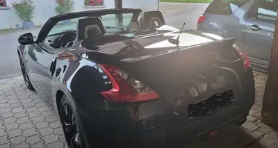 Nissan 370 Z 3.7 V6 — Cabriolet sportif pur jus, 85'000 km seulement — arrière