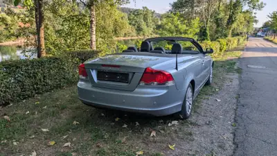 Volvo C70 2.4i 20V 170 Summum — Cabriolet élégant, entretien suivi, histoire sans sinistre — dettaglio