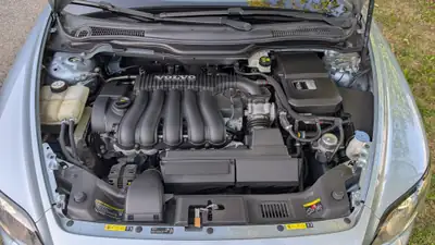 Volvo C70 2.4i 20V 170 Summum — Cabriolet élégant, entretien suivi, histoire sans sinistre — Miniatura 10