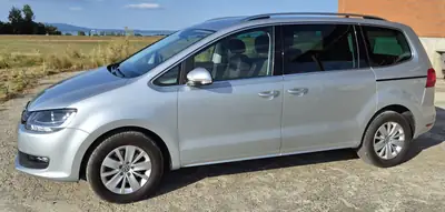 VW Sharan 2.0 TDI BlueMTA Design — Monospace fiable, faible kilométrage, équipé — Seitenansicht