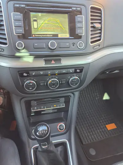VW Sharan 2.0 TDI BlueMTA Design — Monospace fiable, faible kilométrage, équipé — Detail