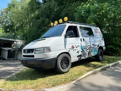 VW T4 2.5 TDI Syncro — Monospace robuste 6 places, transmission intégrale — Außenansicht