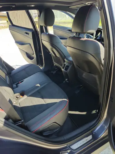 Hyundai Tucson 1.6 T-GDi N-Line 4WD — SUV dynamique, 35'000 km seulement — dettaglio