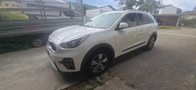 Kia Niro 1.6 GDi Hybrid Power 25 — SUV écologique 96 000 km, motorisation hybride économe — vue extérieure