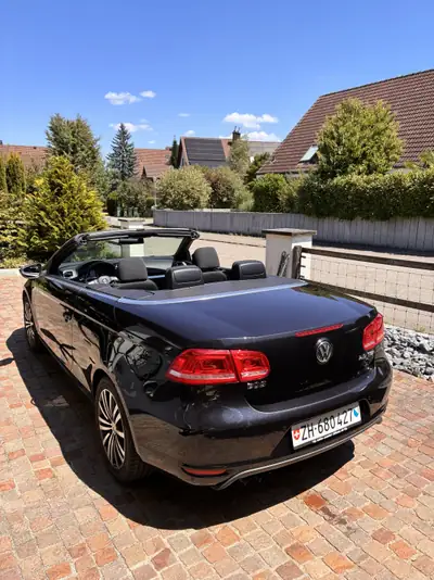 VW Eos 2.0 TSI 210 ch — Cabriolet élégant, toit rigide automatisé, état impeccable — Armaturenbrett