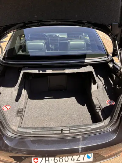 VW Eos 2.0 TSI 210 ch — Cabriolet élégant, toit rigide automatisé, état impeccable — Miniatur 9