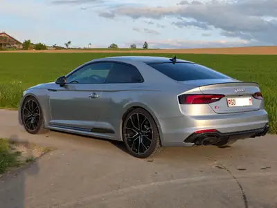 Audi RS5 Coupé 2.9 V6 TFSI — 450 ch, toit carbone, freins neufs — Seitenansicht