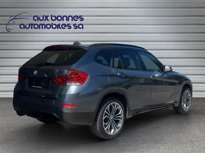 BMW X1 xDrive 28i Sport Line — SUV dynamique, entretien suivi, tous contrôles à jour — tableau de bord