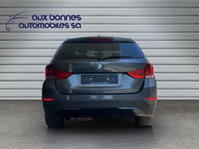 BMW X1 xDrive 28i Sport Line — SUV dynamique, entretien suivi, tous contrôles à jour — Miniature 8
